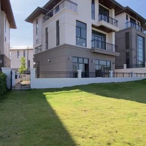 ĐƠN LẬP VEN SÔNG 450M2 ( có hầm và Sân vườn ) ZEITGEIST || GS NHÀ BÈ