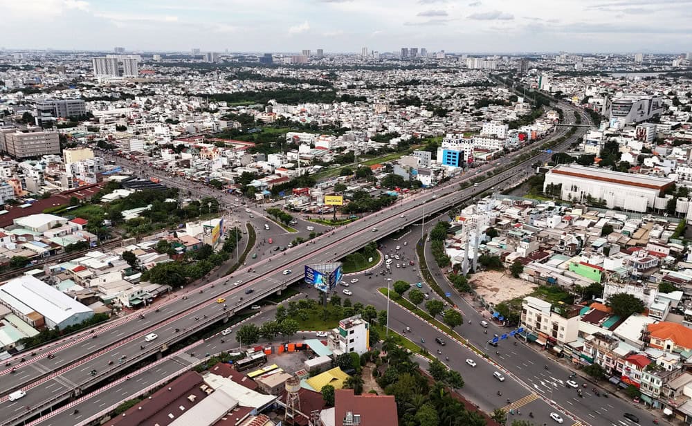 Đại lộ Phạm Văn Đồng do Chủ Đầu Tư GS E&C xây dựng và phát triển II Được xem là tuyến đường đẹp nhất thay đổi nội đô TP.HCM