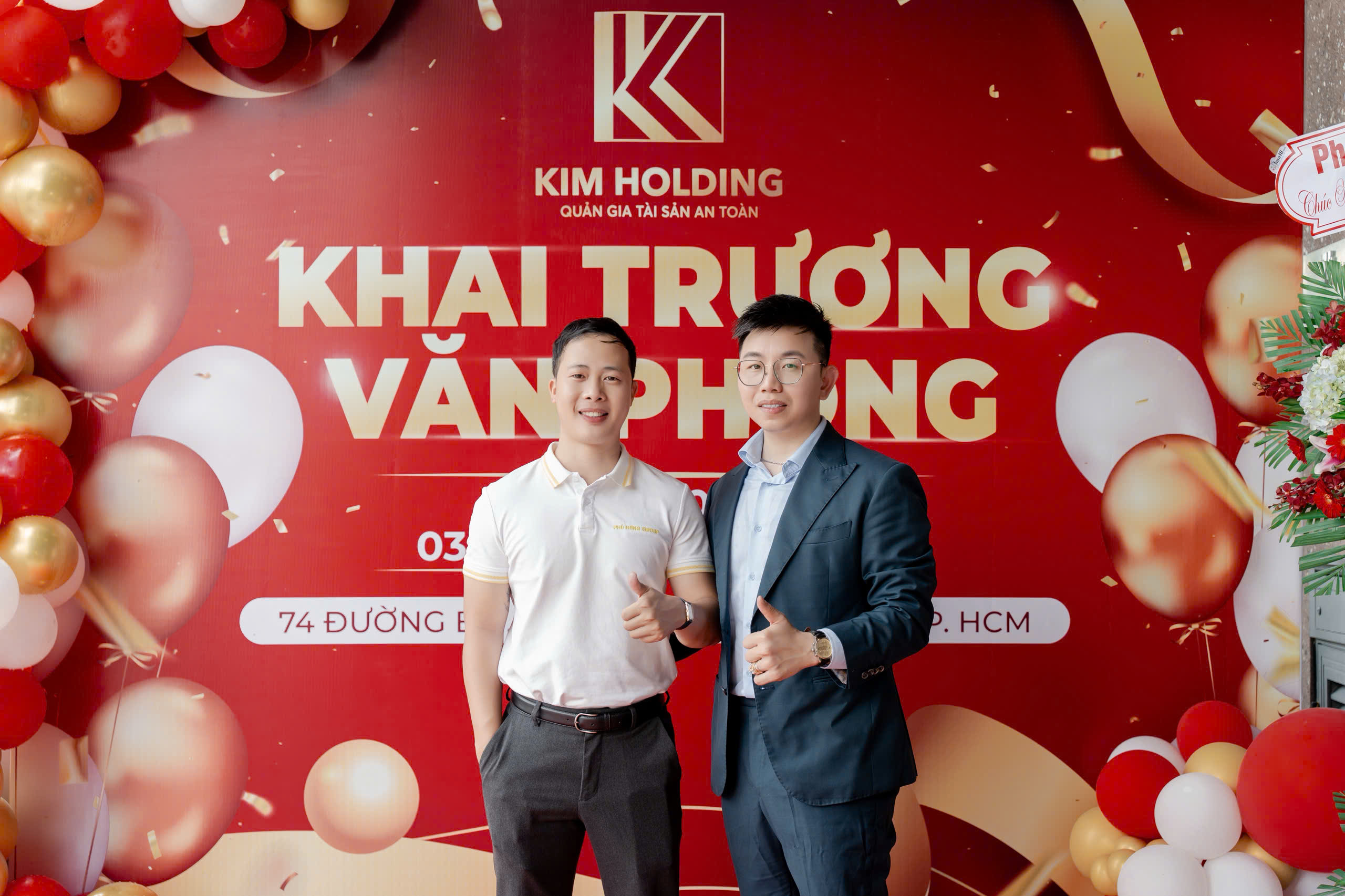 Giám đốc doanh nghiệp - Đối tác chiến lược tham dự và chúc mừng khai trương văn phòng KimHolding tại khu đô thị Zeitgeist